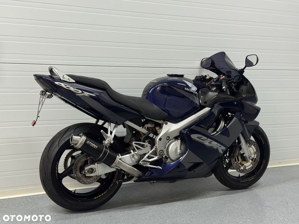 Honda CBR - 3