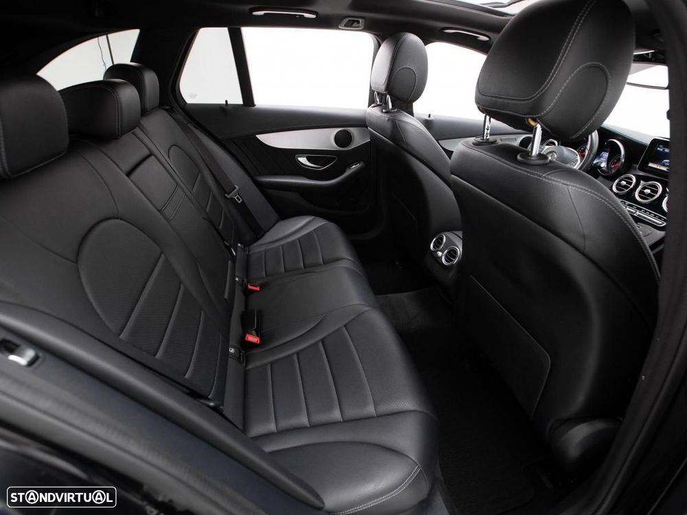 Mercedes-Benz C 300 - 13