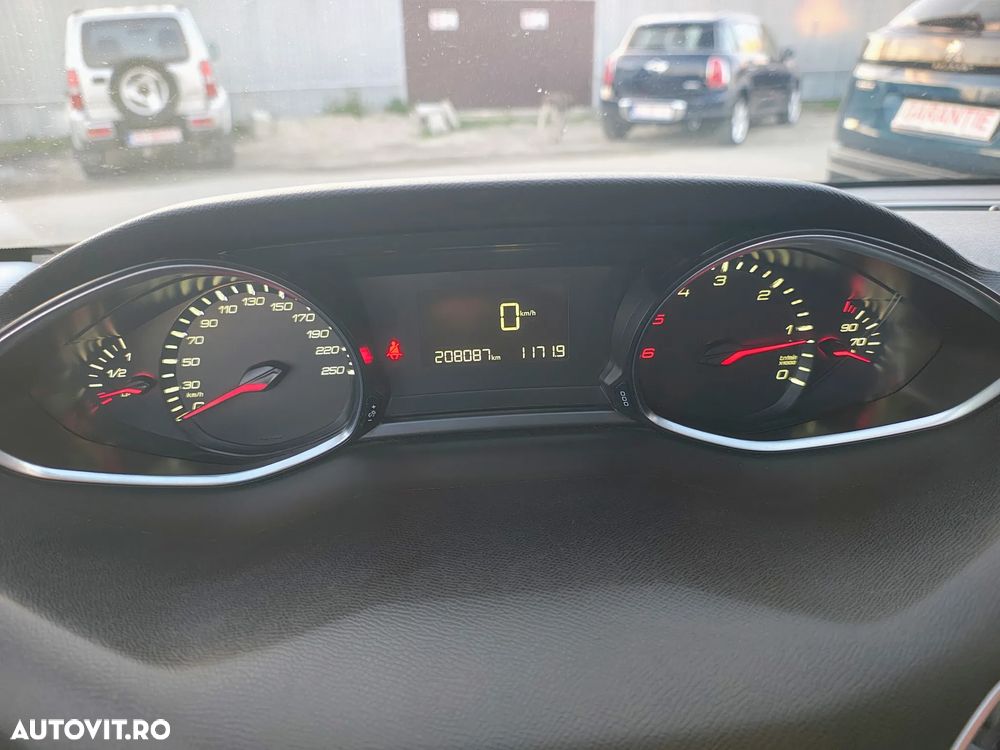 Peugeot 308 BlueHDi 120 Stop & Start Business-Line - 28