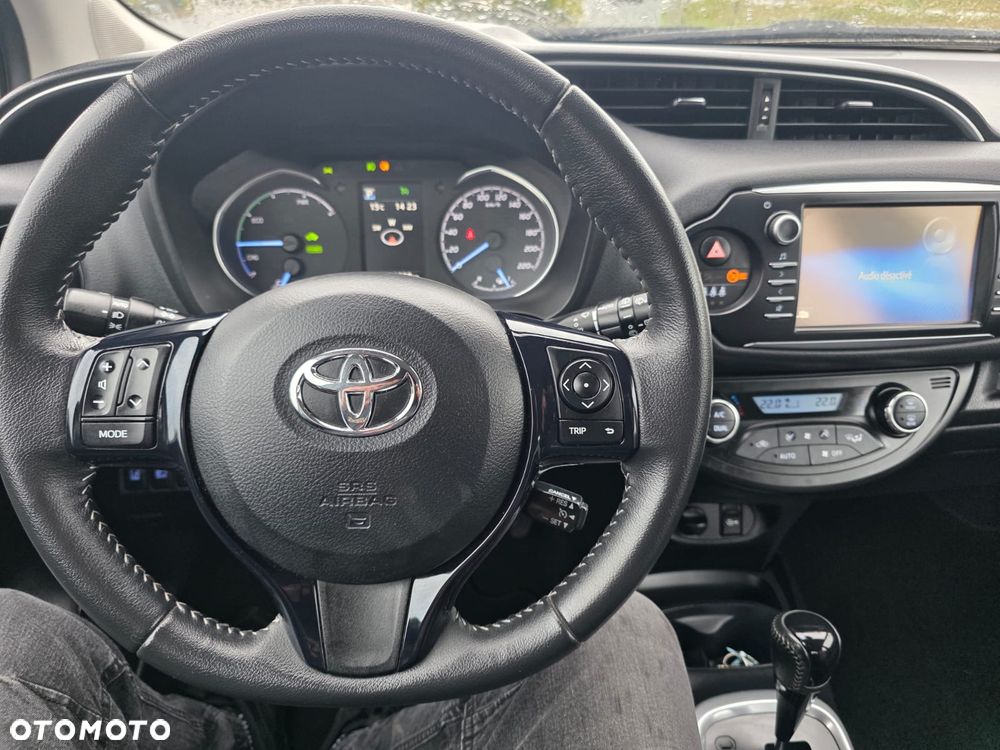 Toyota Yaris - 15