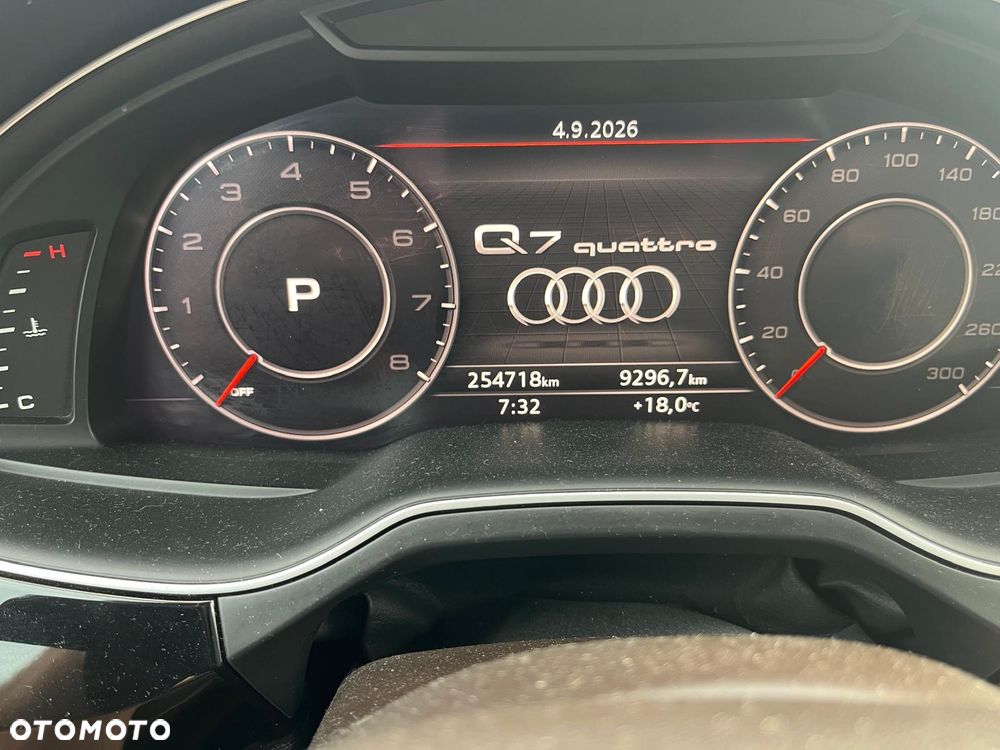 Audi Q7 - 6