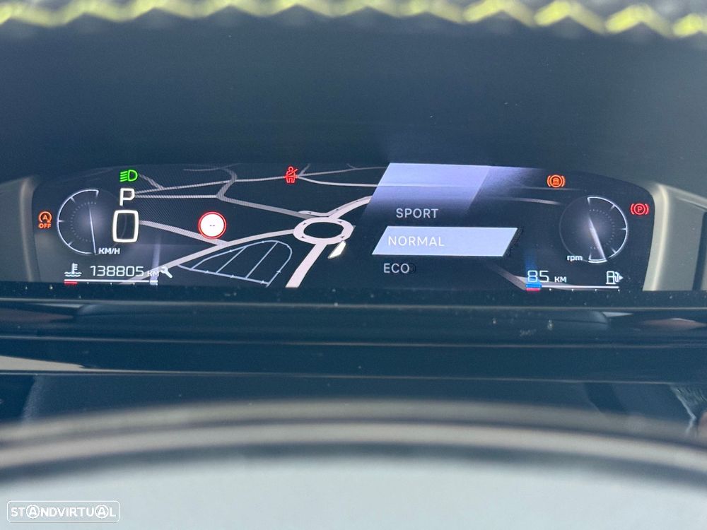 Peugeot 308 1.5 BlueHDi GT EAT8 - 17