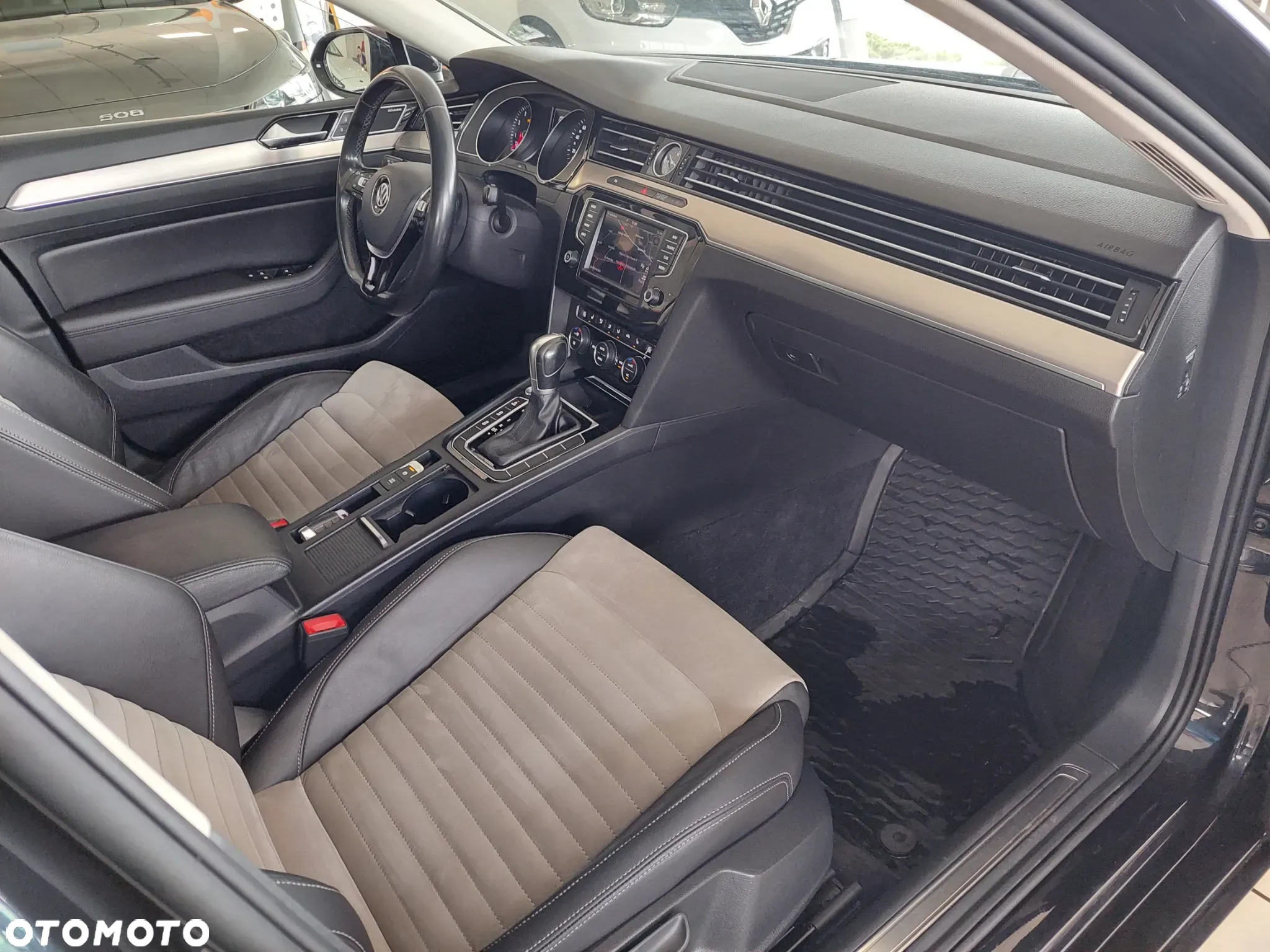 Volkswagen Passat 1.8 TSI BMT Highline DSG - 23