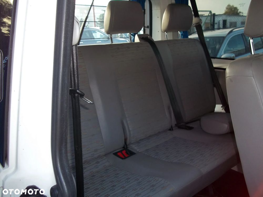 Volkswagen Transporter - 6