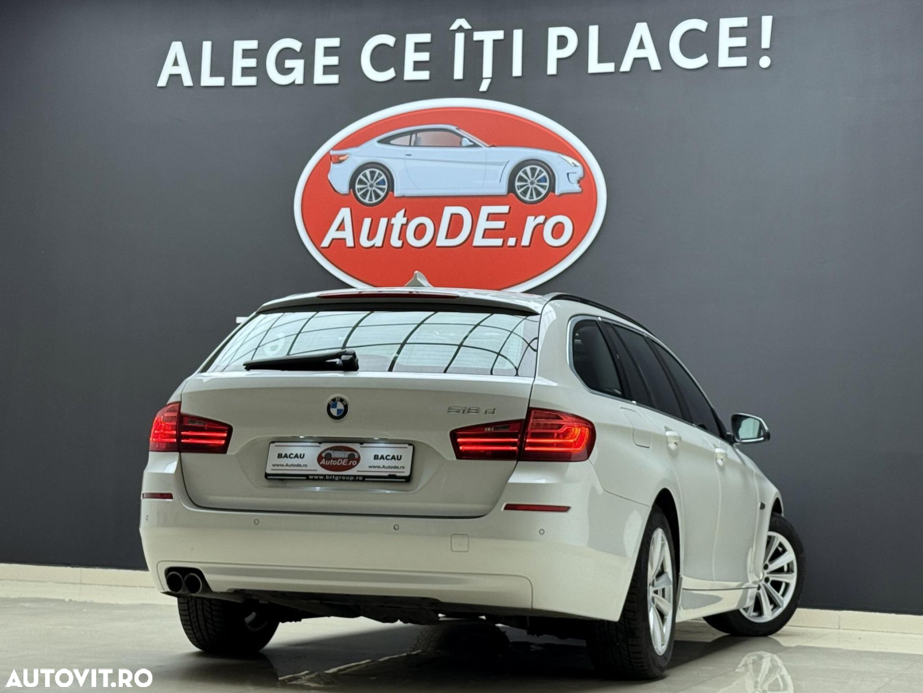 BMW Seria 5 518d Touring Aut. - 4