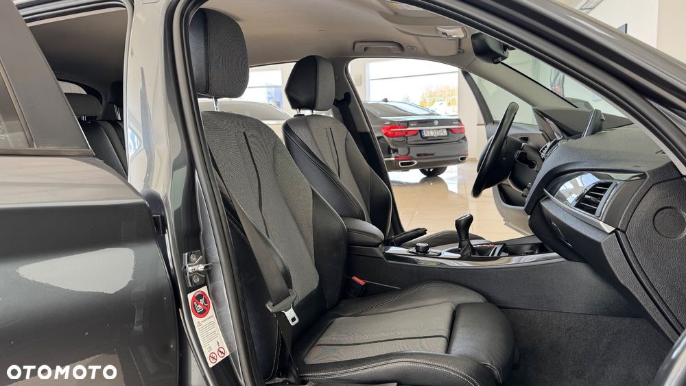 BMW Seria 1 116d EfficientDynamics - 31