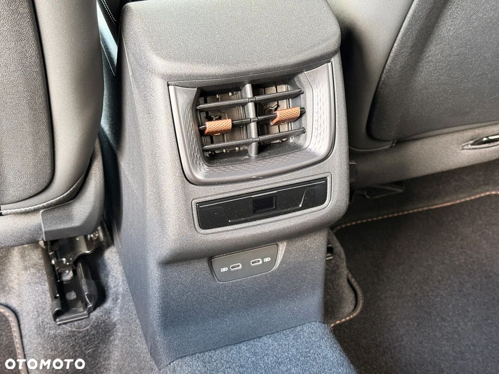 Cupra Terramar 2.0 TSI 4Drive DSG VZ - 30