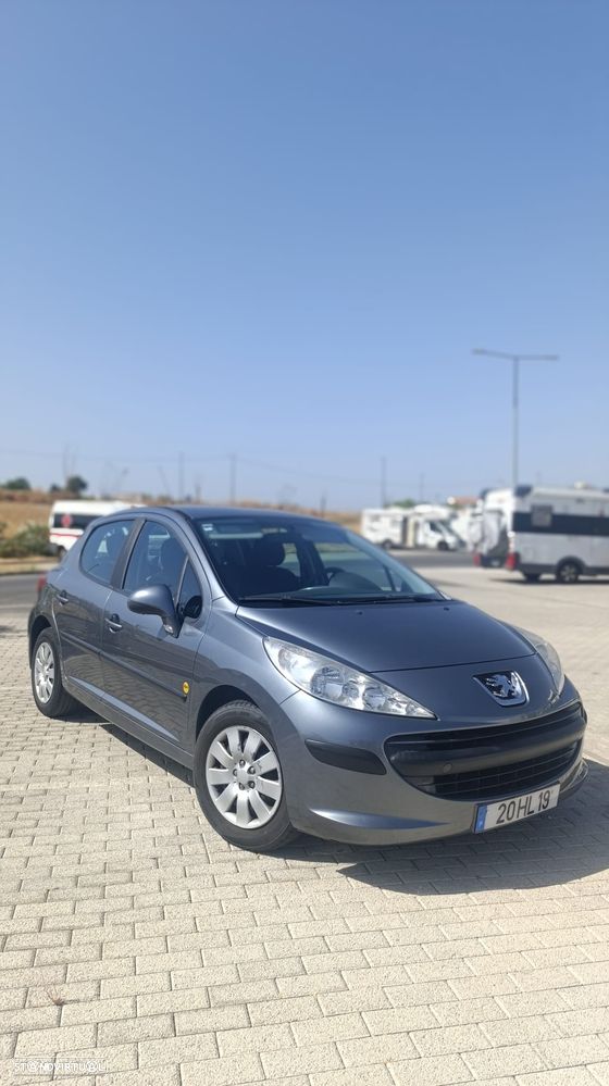 Peugeot 207 1.4 16V Open - 1