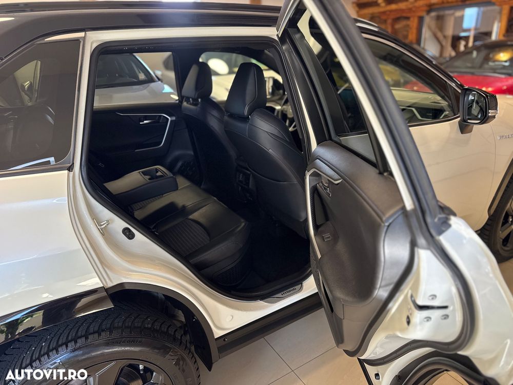 Toyota RAV4 2.5 4x4 Black Edition - 13