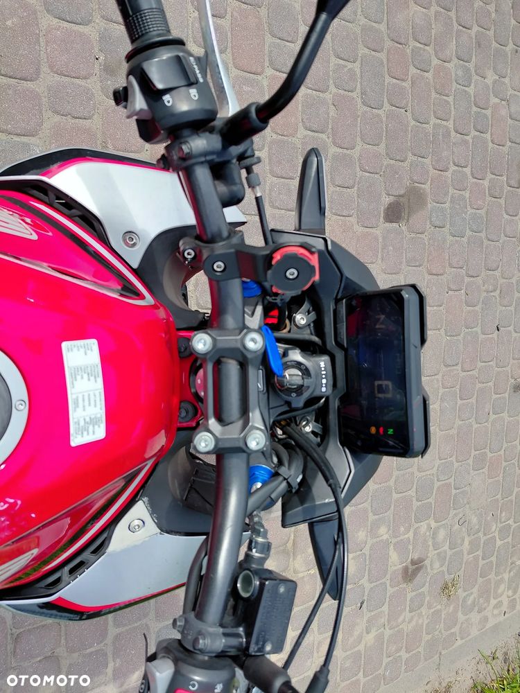 Honda CB - 9