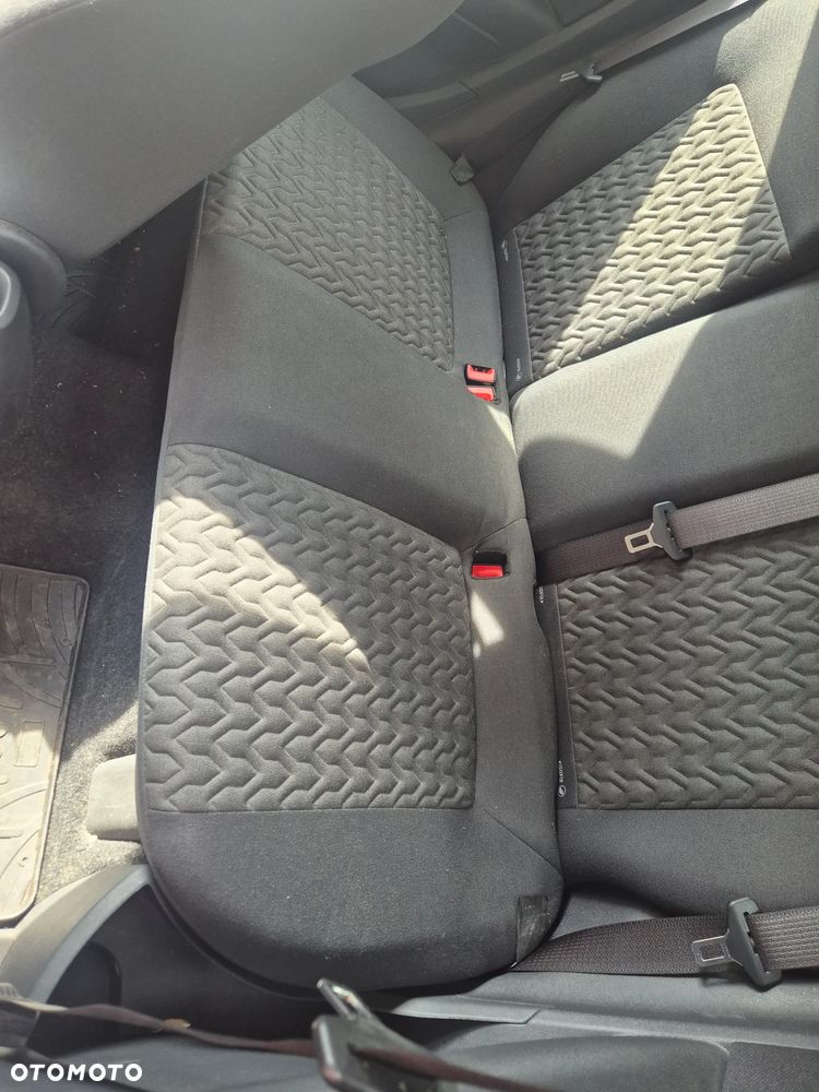 Opel Corsa - 3