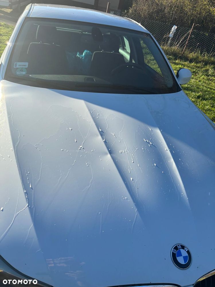 BMW Seria 3 320d xDrive DPF - 5