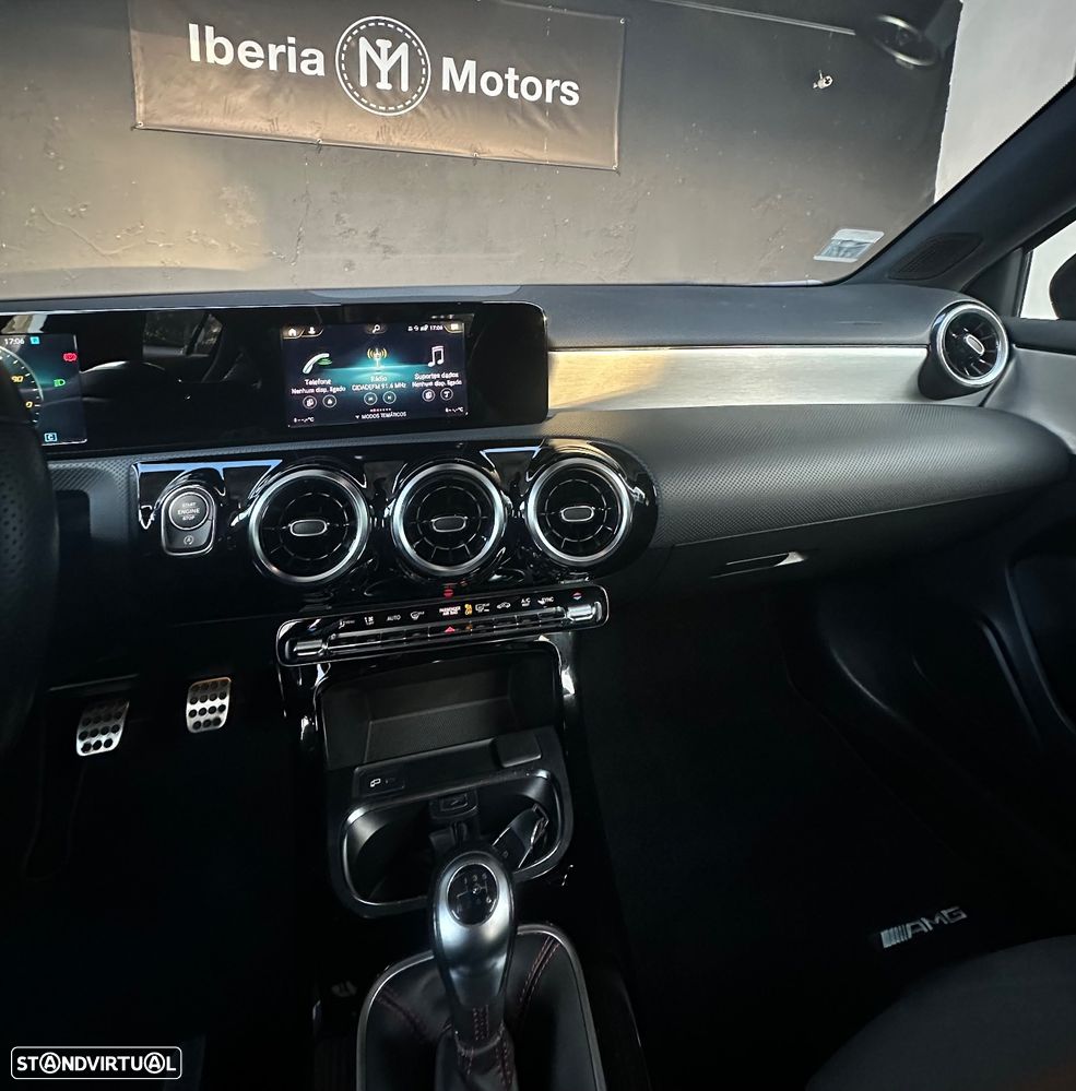 Mercedes-Benz A 200 AMG Line - 16