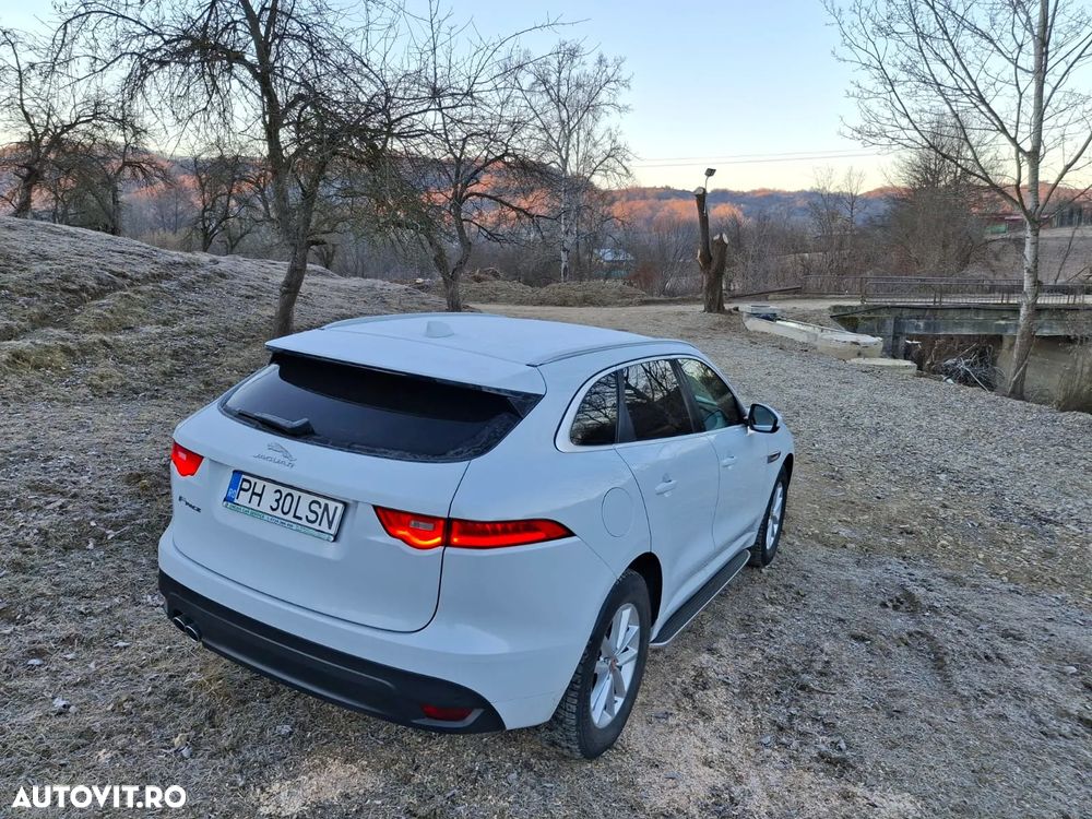 Jaguar F-Pace 20d AWD Portfolio - 7