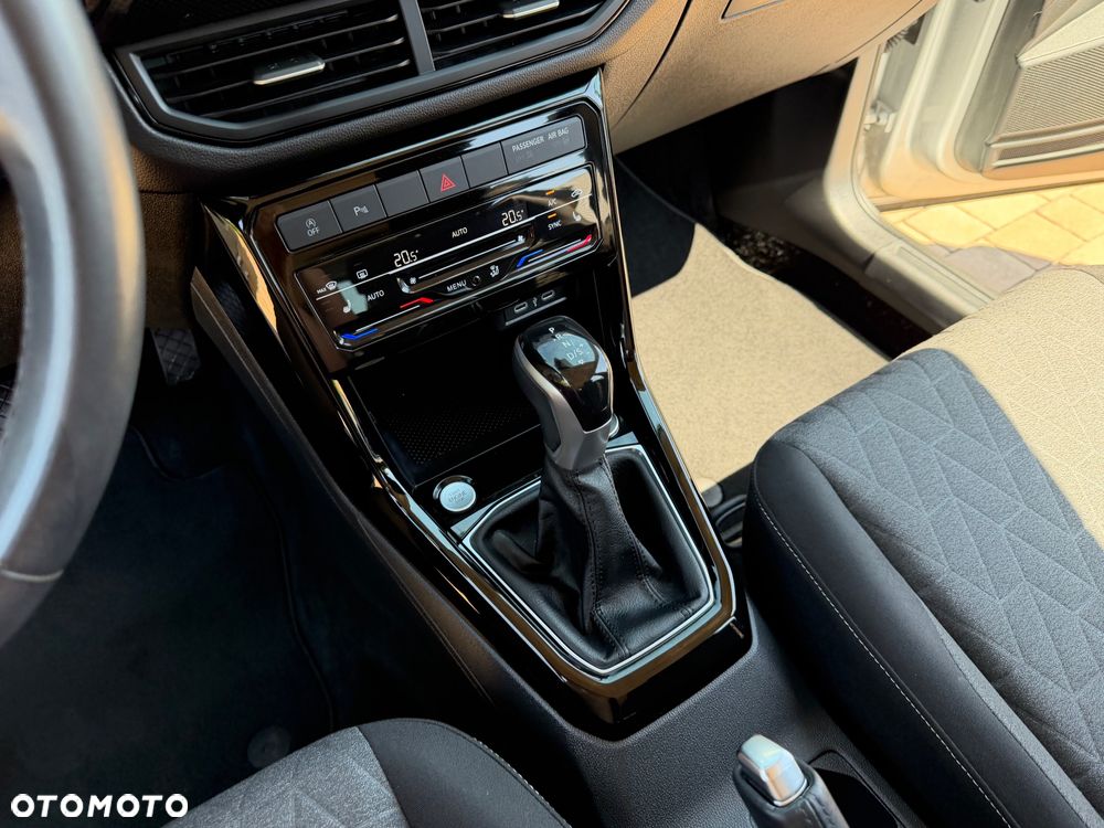 Volkswagen T-Cross 1.0 TSI Style DSG - 15