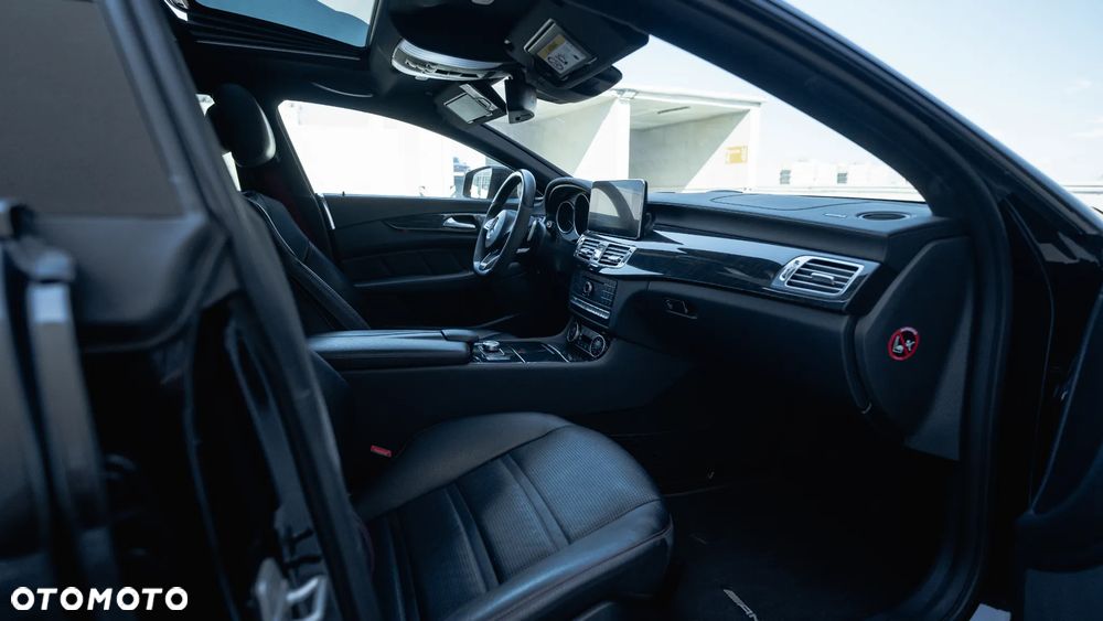 Mercedes-Benz CLS 350 BlueTEC 4-Matic - 24