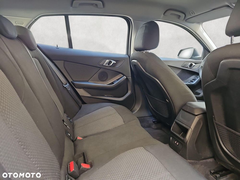 BMW Seria 1 118i Advantage - 27
