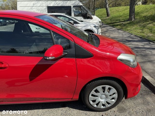 Toyota Yaris 1.33 Luna - 23