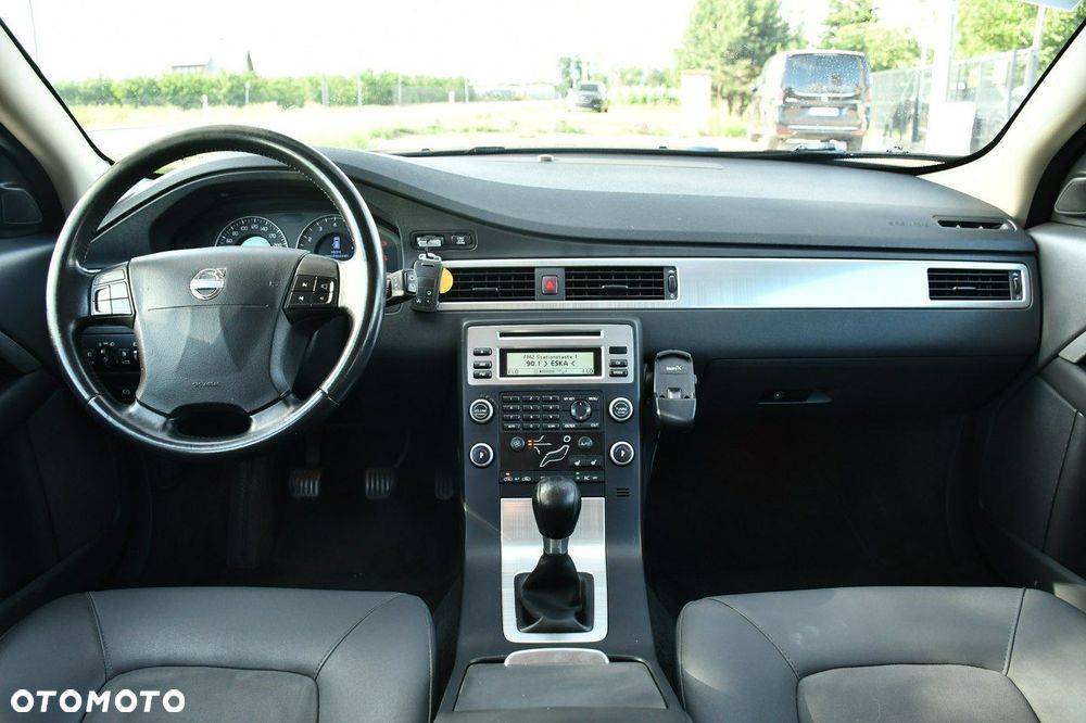 Volvo V70 2.0 Kinetic - 38