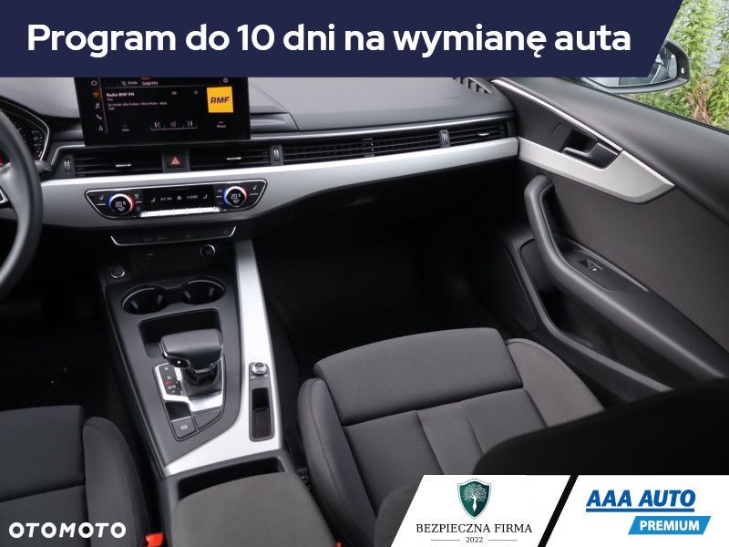 Audi A4 Limousine - 10