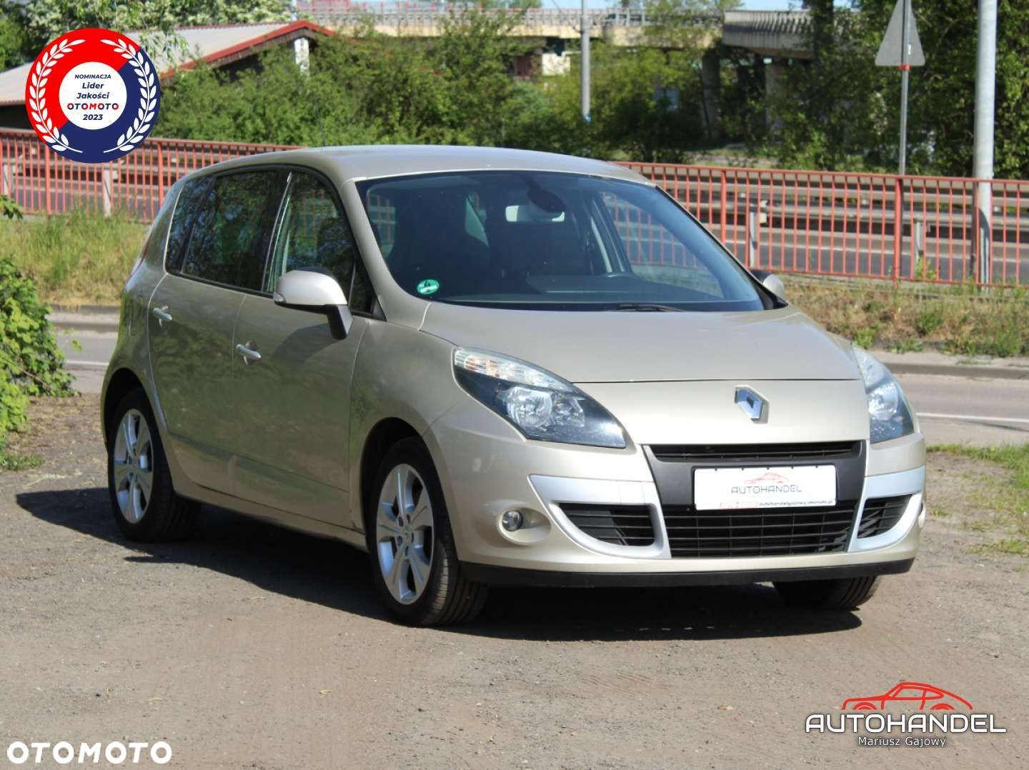 Renault Scenic - 1