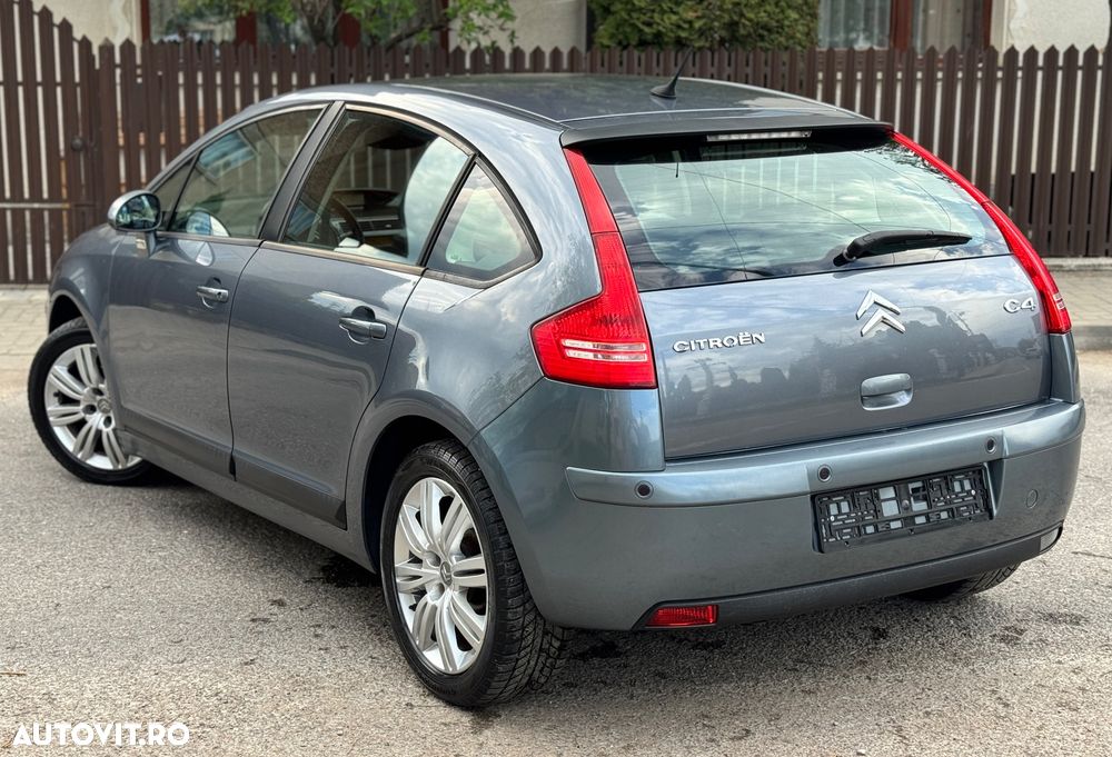 Citroën C4 1.6 HDI 16V SX - 2