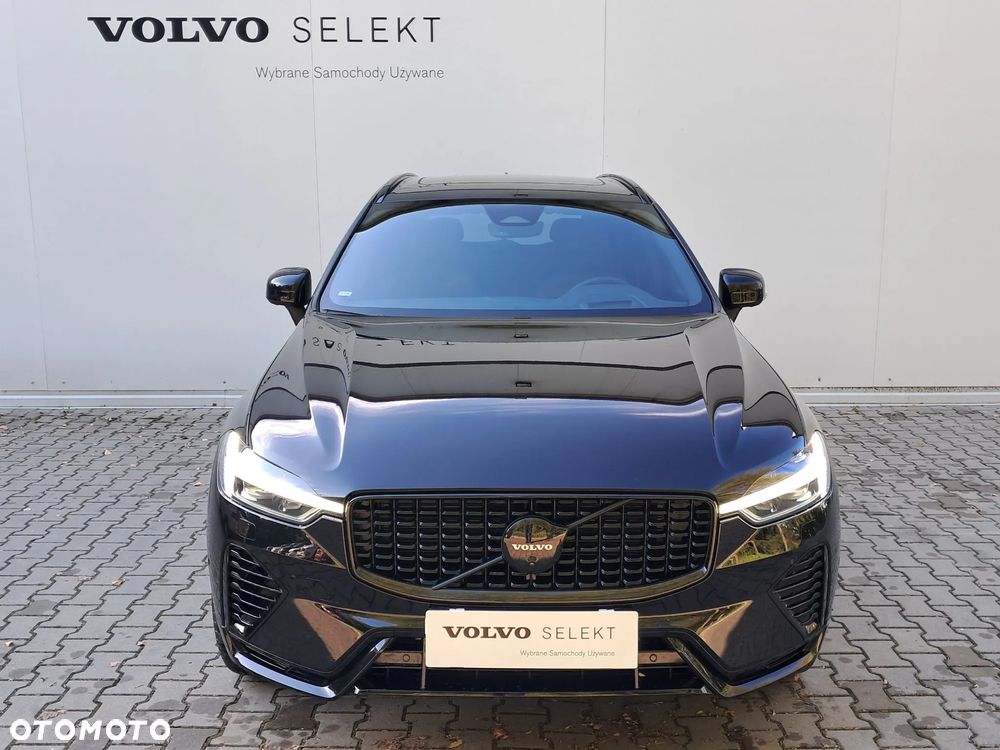Volvo XC 60 T6 Plug-In Hybrid AWD Ultra Black Edition - 9