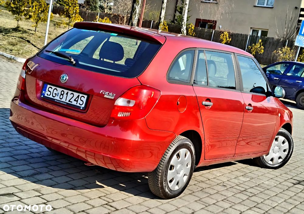 Skoda Fabia - 4