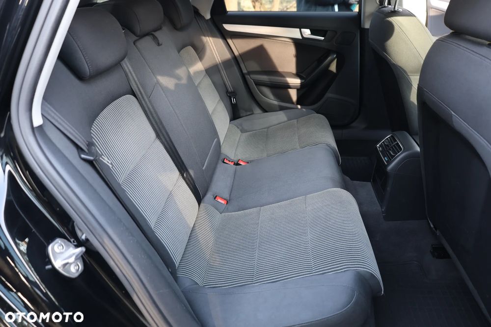 Audi A4 Avant 2.0 TDI DPF - 29