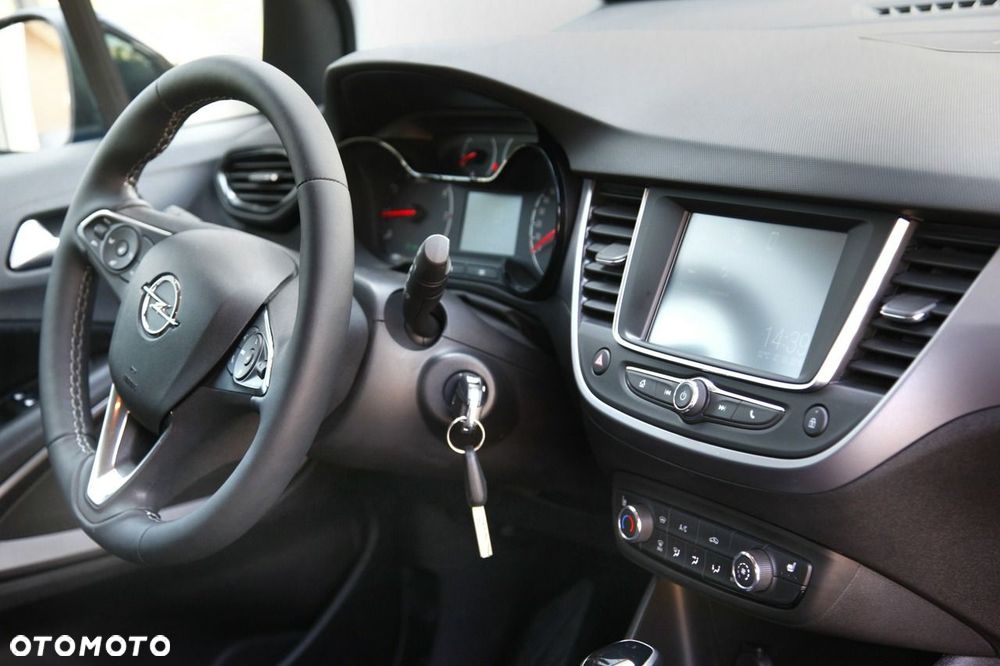 Opel Crossland X - 16