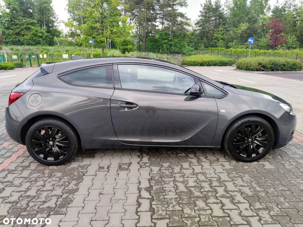 Opel Astra IV GTC 1.4 T Sport - 20
