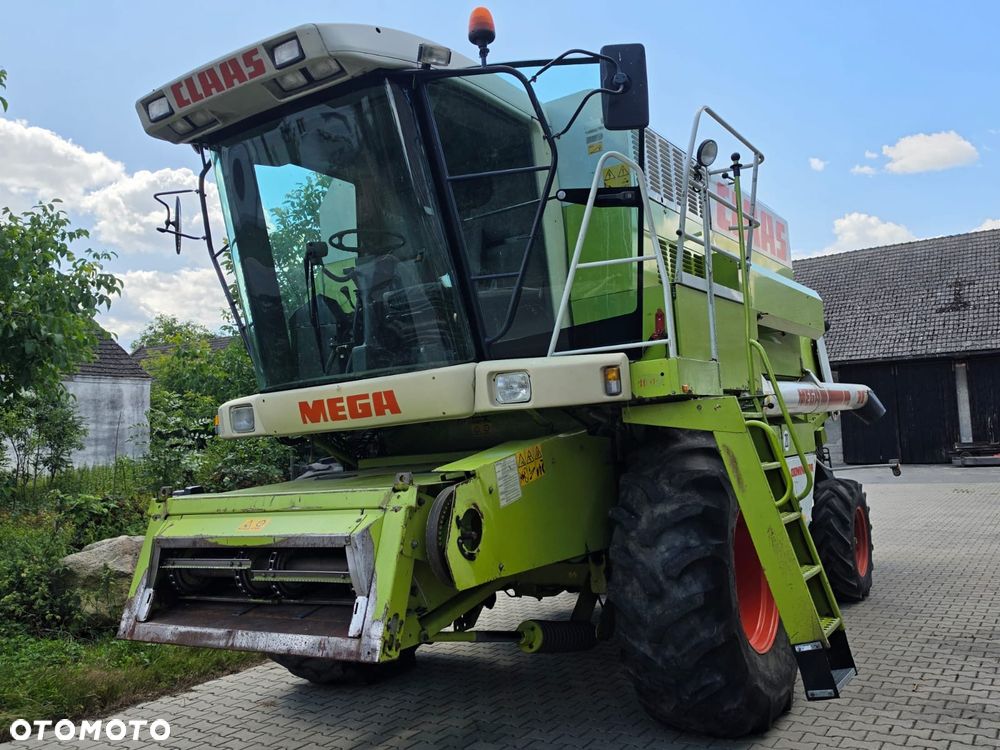 Claas Mega 208 - 2