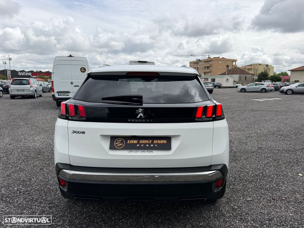 Peugeot 3008 1.2 PureTech Allure - 11