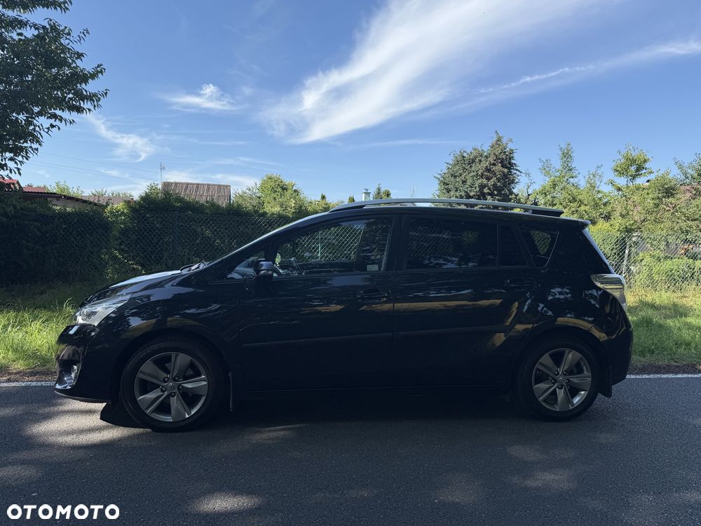 Toyota Verso - 5