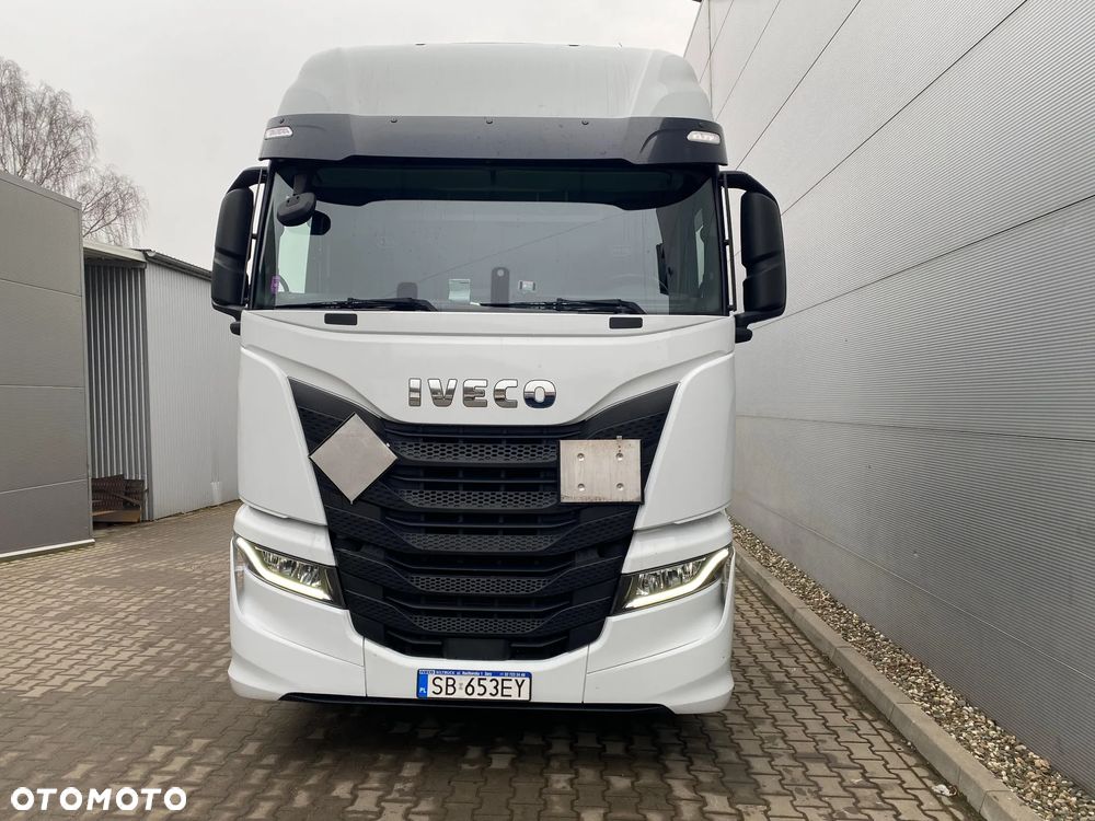 Iveco S-WAY AS440S49T/P (STANDARD) - 13