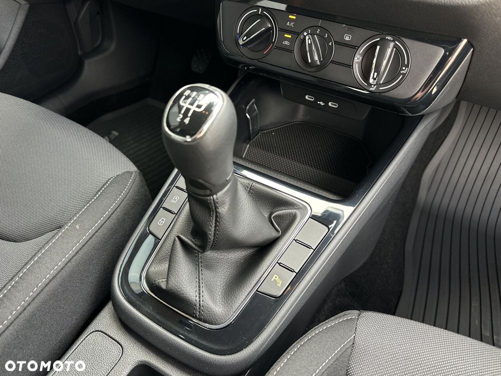 Skoda Fabia 1.0 TSI Edition 130 - 25