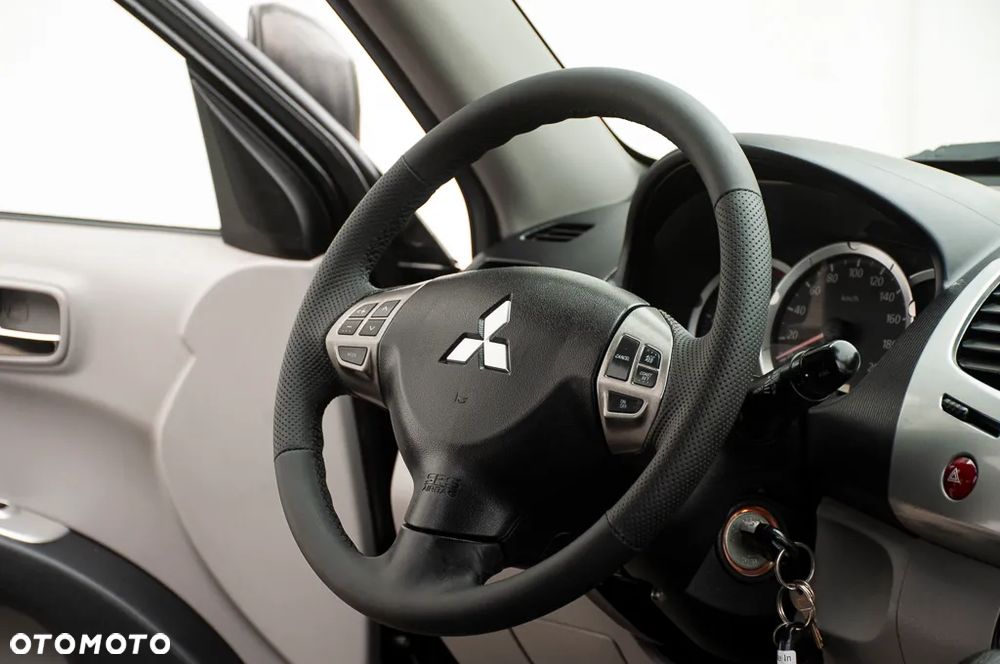 Mitsubishi L200 Pick Up 4x4 Intense Double Cab - 6