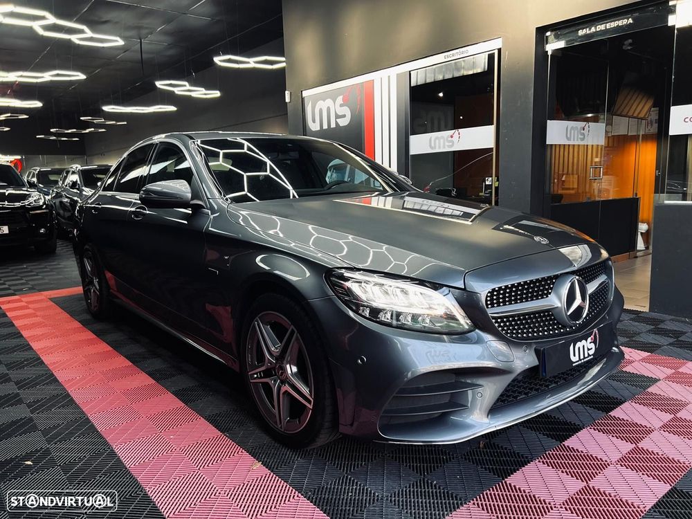 Mercedes-Benz C 300 de AMG Line - 2