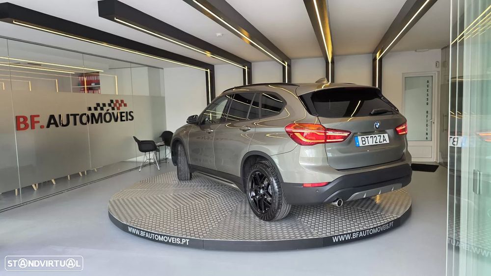 BMW X1 18 d sDrive Auto Line Sport - 4