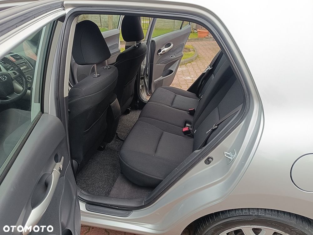 Toyota Auris 1.33 VVT-i Premium - 13