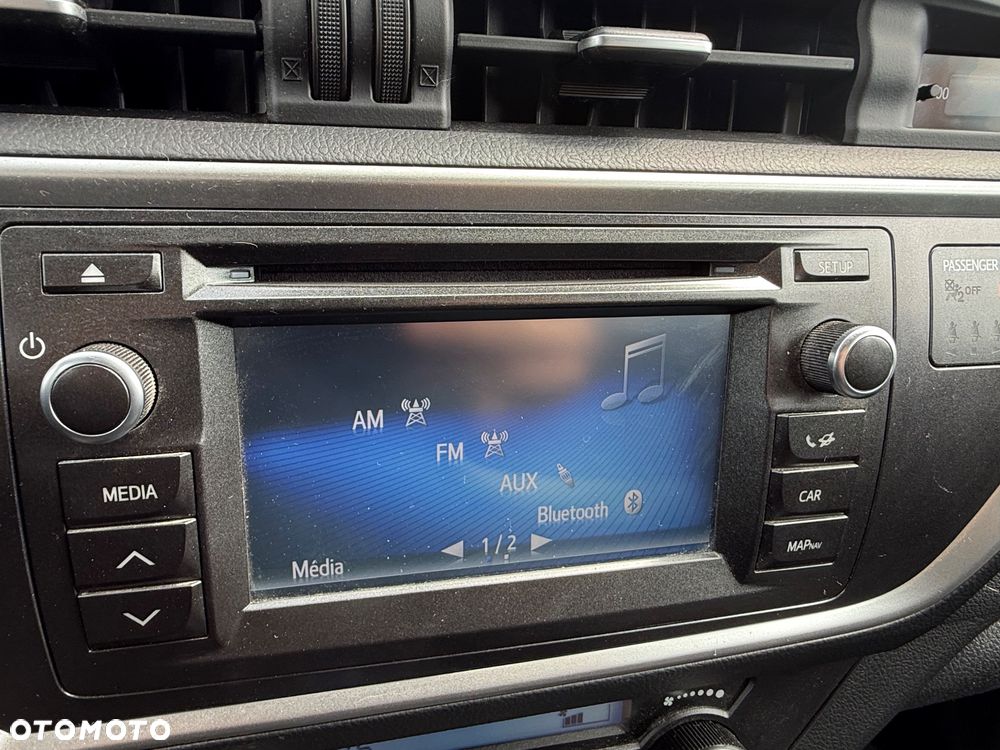 Toyota Auris - 18