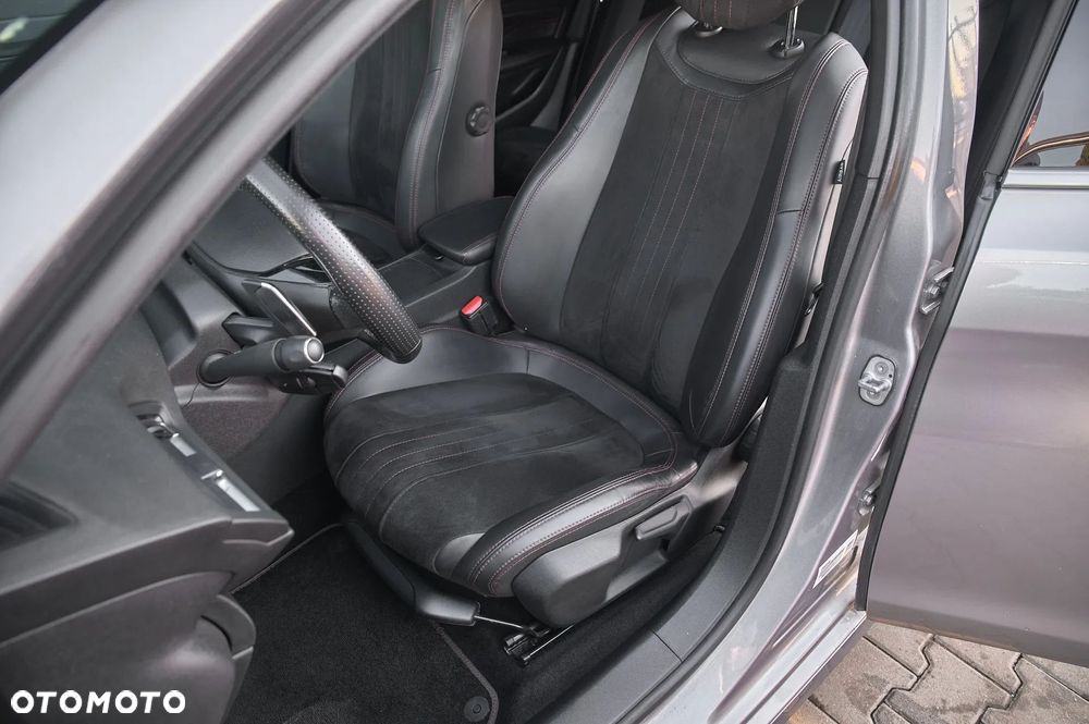 Peugeot 308 - 18