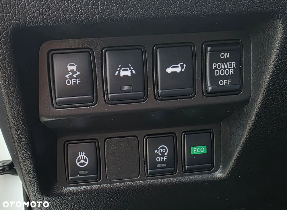 Nissan X-Trail 1.7 dCi Tekna 2WD Xtronic 7os - 30