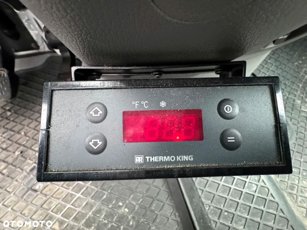 Mercedes-Benz SPRINTER  3.0 V6 519 CHŁODNIA - 18