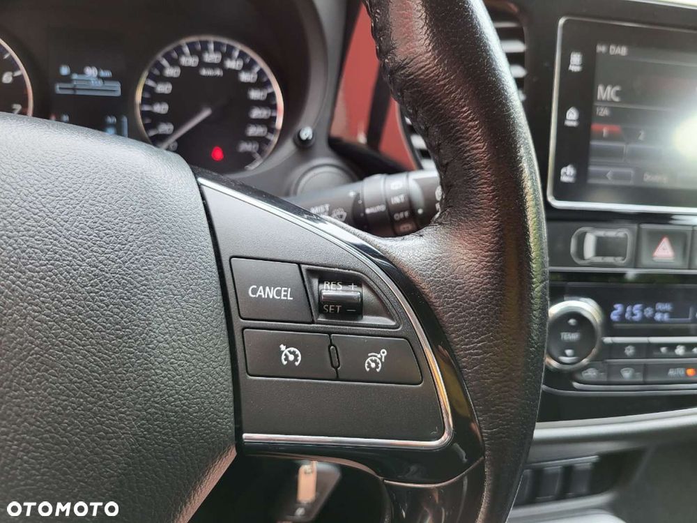 Mitsubishi Outlander - 34