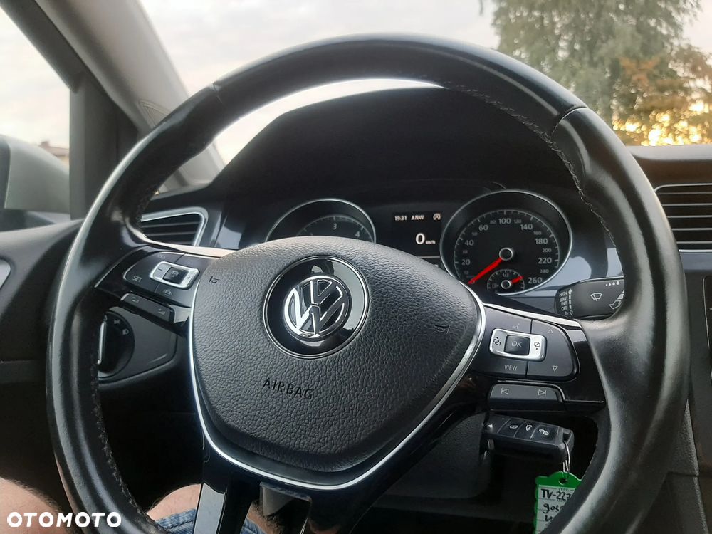 Volkswagen Golf 1.6 TDI (BlueMotion Technology) Comfortline - 16
