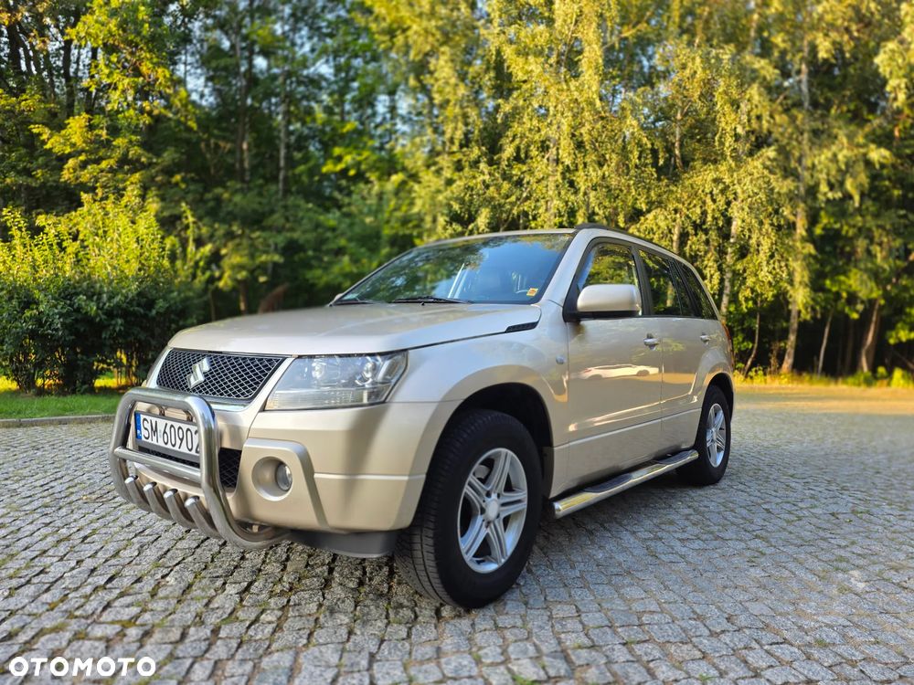 Suzuki Grand Vitara 2.0 Comfort - 2