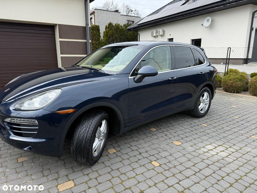 Porsche Cayenne - 2