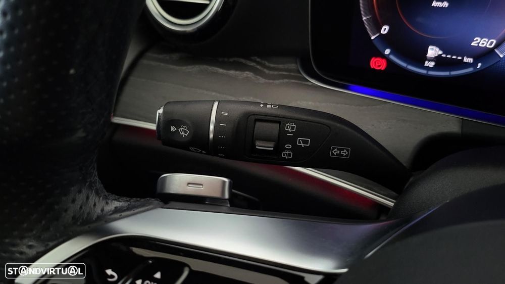 Mercedes-Benz E 300 de AMG Line - 20