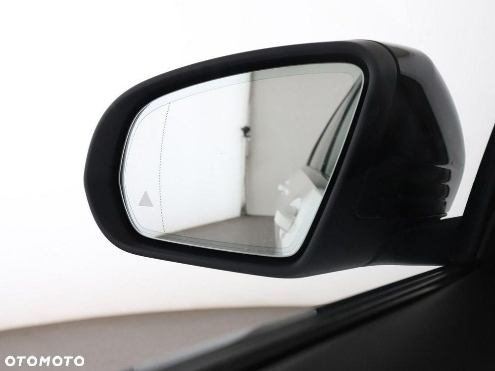 Mercedes-Benz Klasa C 200 9G-TRONIC Avantgarde - 39